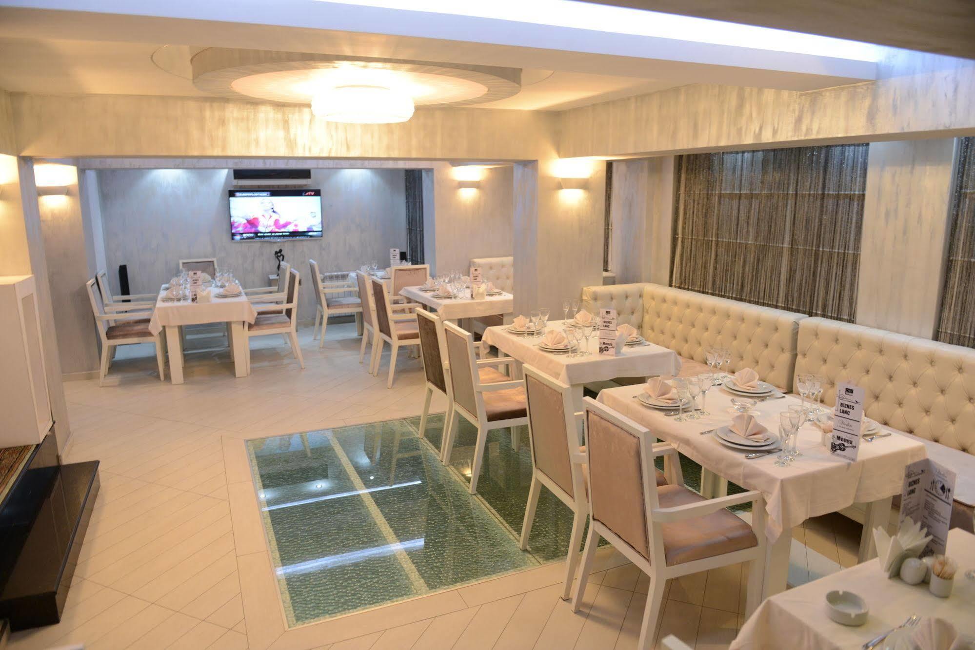 Maestro Hotel Baku Eksteriør billede